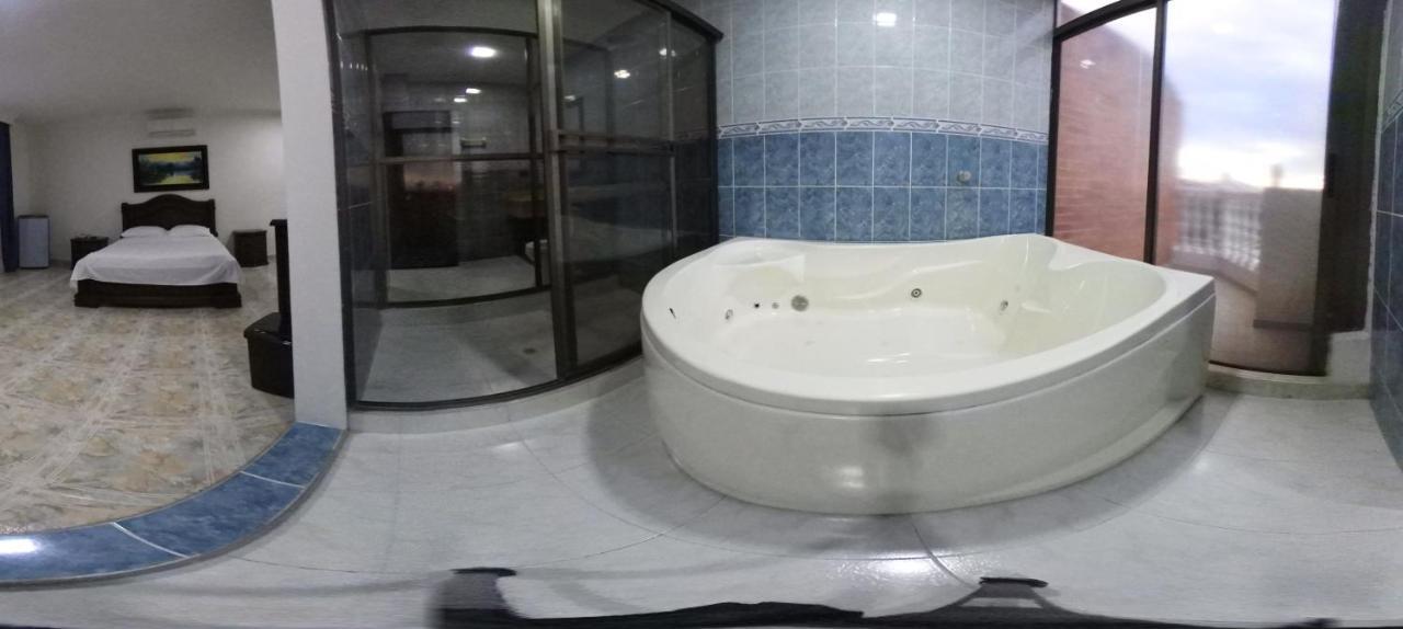 Zahira Hotel Melgar Zewnętrze zdjęcie